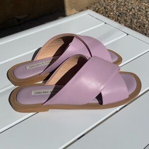 Chelsea & Violet slip on lavender leather shoes size 6